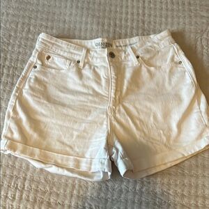 Denizen from Levi's White High Waisted Jean Shorts Cuffed Size 6 Waist 28"